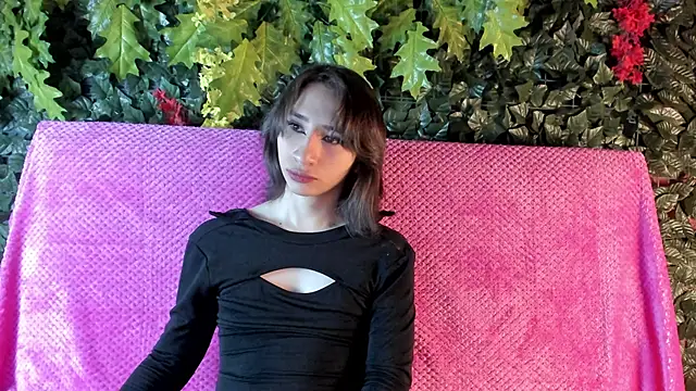 Charlottee slave online show from October 16, 2025, 2:56 am