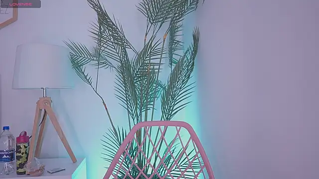 Rebecah 1 online show from September 23, 2025, 12:52 pm