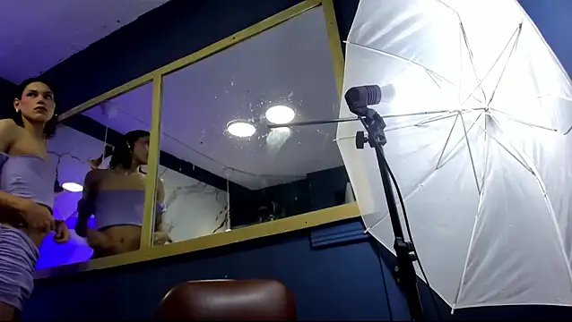 isabella lovestory online show from November 15, 2025, 9:32 pm