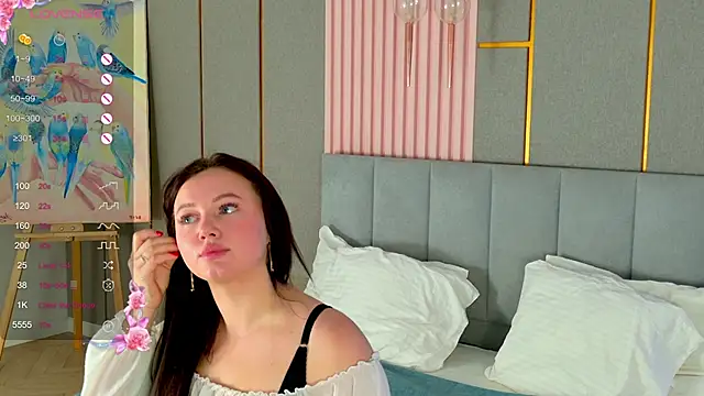 AnnySue  online show from November 25, 2025, 5:07 am