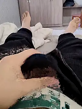 modelboy01 online show from January 6, 2026, 7:23 am