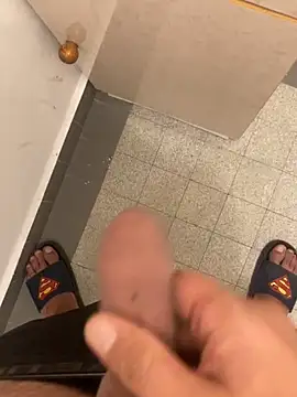 couplebest1 online show from October 5, 2025, 10:40 pm