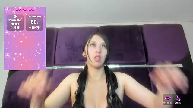 Noah Rossi  online show from September 12, 2025, 4:23 am