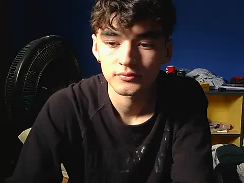 Snapshot of Chino_2424 chatting on May 24, 2026, 5:07 pm Chino 2424 online show from May 24, 2026, 5:07 pm