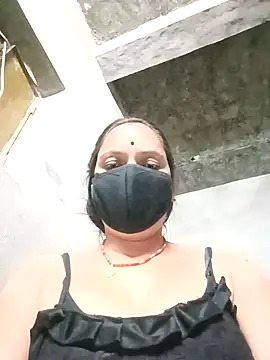 Snapshot of suhani_sharmj chatting on November 21, 2025, 4:27 pm suhani sharmj online show from November 21, 2025, 4:27 pm