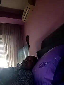 Snapshot of estrogeni chatting on March 28, 2026, 8:14 am estrogeni online show from March 28, 2026, 8:14 am