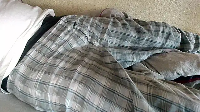 ohyesd4ddy online show from March 5, 2026, 7:15 am