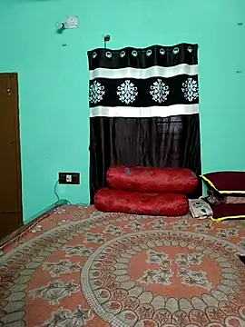 naughty nataasa online show from December 3, 2025, 6:21 am