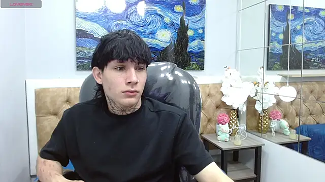 Iantwink18 online show from November 13, 2025, 3:16 am