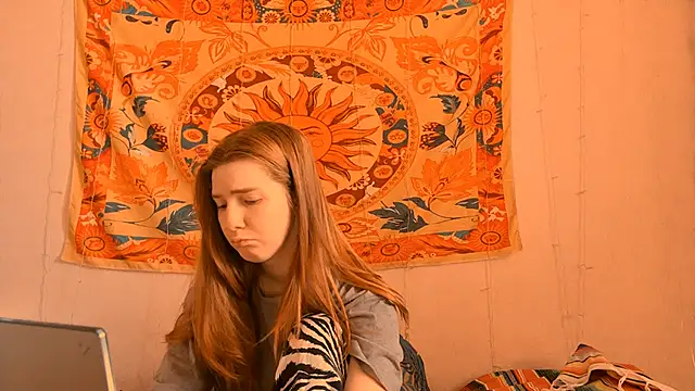 AliceCUNTach online show from April 5, 2026, 5:04 am