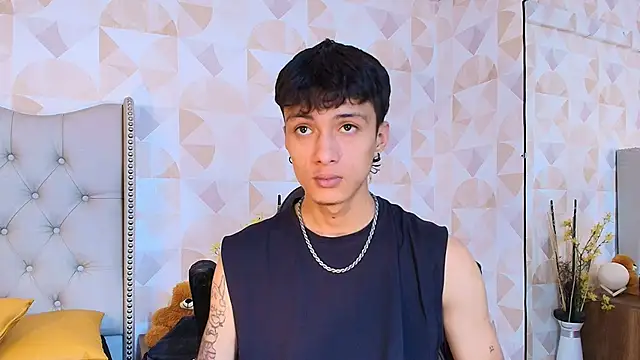 Lean Portman online show from March 25, 2026, 2:23 pm