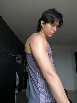 TeddyBear 07 online show from November 7, 2025, 12:27 pm