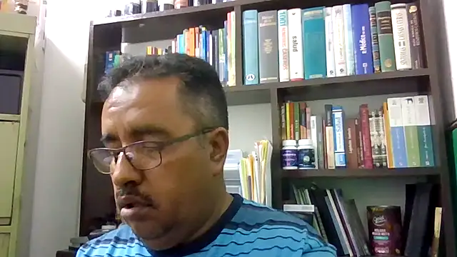 HomHot47 online show from November 6, 2025, 2:23 am