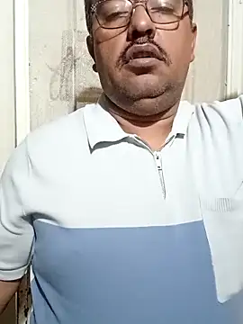 HomHot47 online show from November 26, 2025, 4:57 am