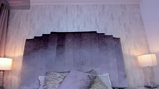 Snapshot of salma_lutz chatting on June 10, 2026, 1:10 pm salma lutz online show from June 10, 2026, 1:10 pm