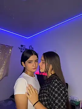 Ashley and Zoe online show from March 28, 2026, 4:17 pm