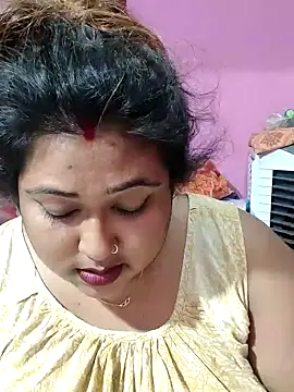 hotbhabhi011 online show from April 9, 2026, 12:21 pm