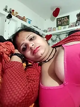 Snapshot of Rani_sahiba chatting on February 8, 2026, 7:28 pm Rani sahiba online show from February 8, 2026, 7:28 pm