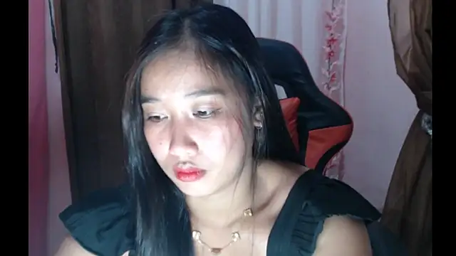 Snapshot of Chubby_HotLady chatting on November 9, 2025, 6:44 am Chubby HotLady online show from November 9, 2025, 6:44 am