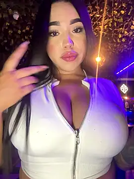 SofiaWildee online show from January 18, 2026, 1:31 am