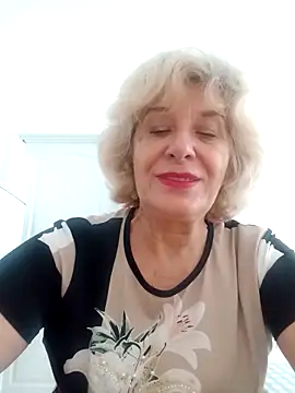 52MiaLove02 online show from September 18, 2025, 5:09 am