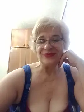 52MiaLove02 online show from May 27, 2026, 3:47 am