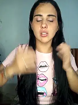 Snapshot of kariciasecreta chatting on September 14, 2025, 1:16 am kariciasecreta online show from September 14, 2025, 1:16 am