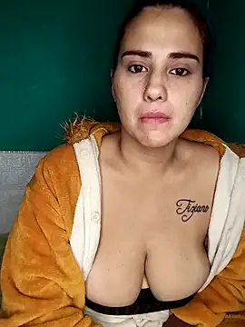 kariciasecreta online show from April 8, 2026, 9:42 am