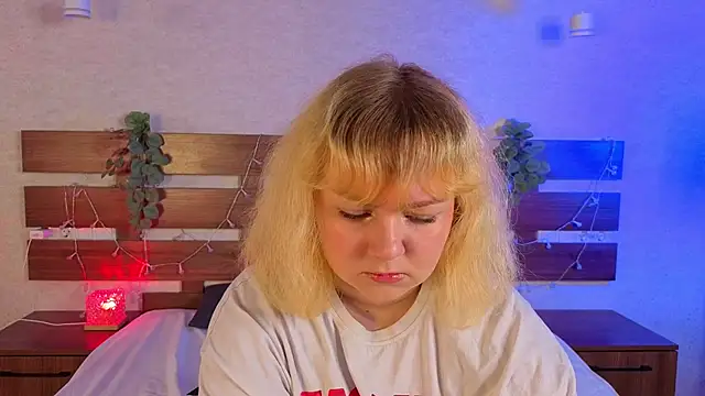 DianaJacobs online show from November 10, 2025, 9:30 am