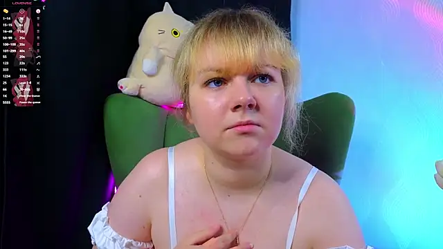 DianaJacobs online show from November 22, 2025, 8:24 am