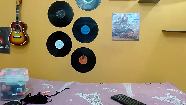 valeria18sexy online show from October 22, 2025, 1:00 pm