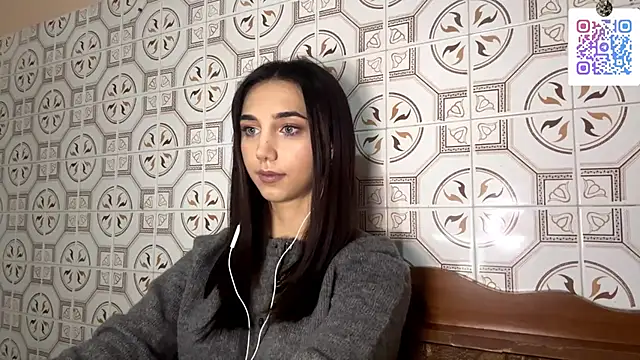 LinaMour online show from November 20, 2025, 10:09 pm