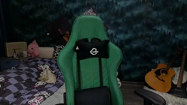 artass2 online show from October 4, 2025, 10:52 pm