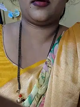 Snapshot of Angel0731 chatting on April 28, 2026, 7:57 am Angel0731 online show from April 28, 2026, 7:57 am