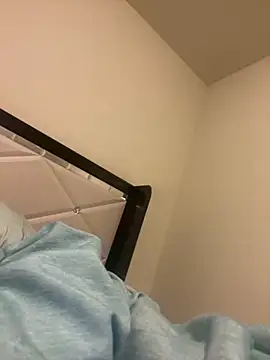 Idonotcherishu online show from October 4, 2025, 9:13 pm