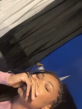 Idonotcherishu online show from October 22, 2025, 3:29 am