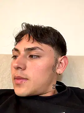 Snapshot of Vittorio_19 chatting on September 12, 2025, 7:58 pm Vittorio 19 online show from September 12, 2025, 7:58 pm