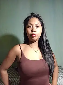 Snapshot of UrSweetAsianLady_02 chatting on July 21, 2026, 6:05 am UrSweetAsianLady 02 online show from July 21, 2026, 6:05 am