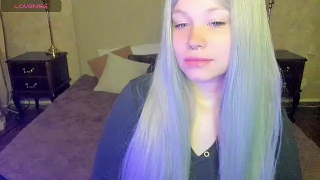 Diana Dream online show from September 18, 2025, 7:38 pm