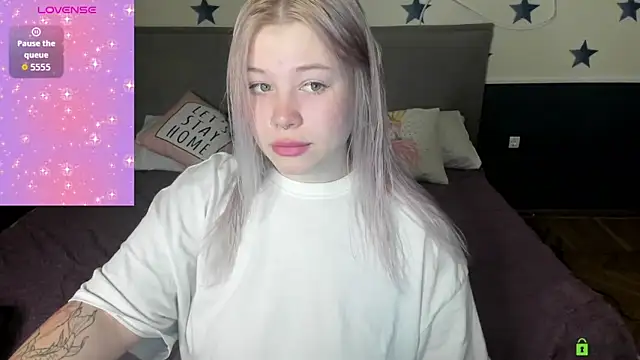 Diana Dream online show from November 21, 2025, 3:11 pm