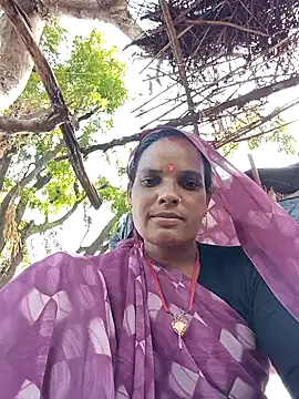 Snapshot of Hello_pinki chatting on September 11, 2025, 3:28 am Hello pinki online show from September 11, 2025, 3:28 am