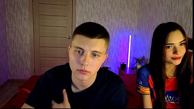 Denisx444 online show from October 24, 2025, 9:49 am