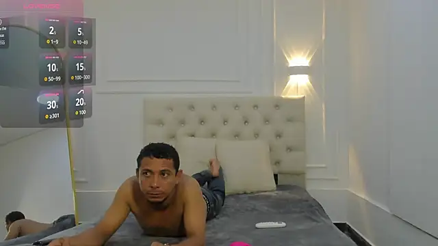 charlotte dante212 online show from March 30, 2026, 4:02 am