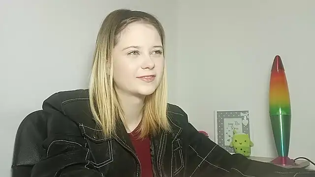 LydiaYoung online show from October 13, 2025, 6:08 pm