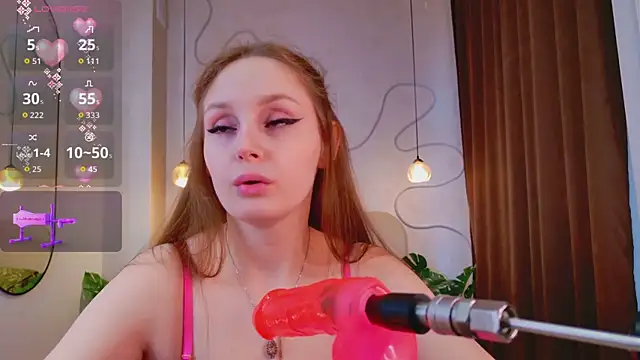 HoneyLace  online show from March 28, 2026, 3:33 pm