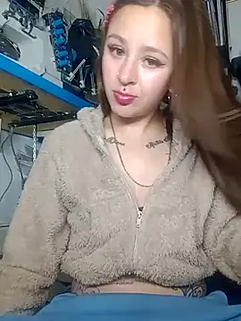 Snapshot of Tatii-Bunny chatting on September 12, 2025, 3:28 am Tatii-Bunny online show from September 12, 2025, 3:28 am
