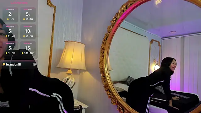 Manelyk evanss  online show from October 24, 2025, 11:17 am