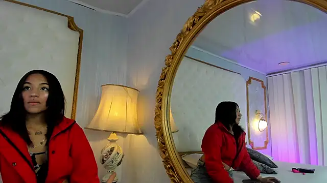 Manelyk evanss  online show from November 4, 2025, 10:58 am