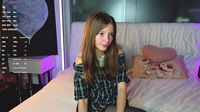 DongMolt online show from September 16, 2025, 6:31 pm