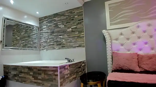 Snapshot of _camila_ortiz chatting on October 1, 2025, 7:31 pm camila ortiz online show from October 1, 2025, 7:31 pm